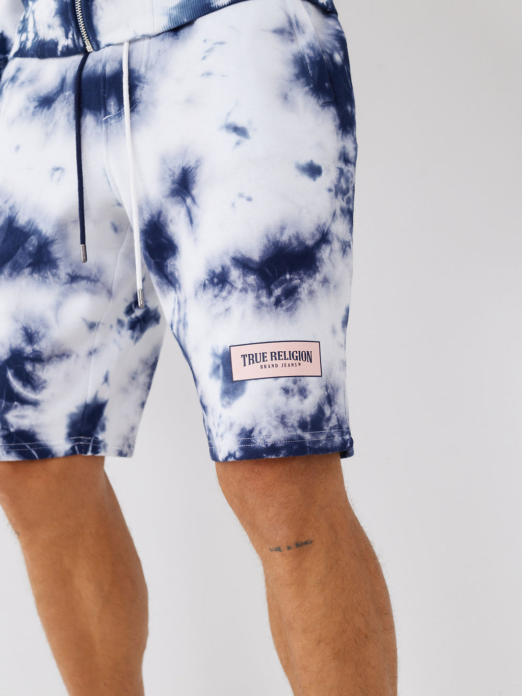 TIE DYE LOGO SWEAT SHORT